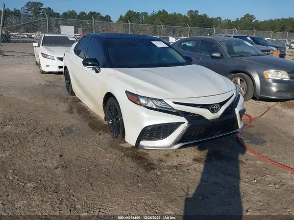4T1K61AK9NU069780 2022 TOYOTA CAMRY - Image 1