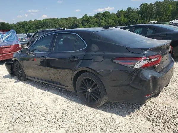 4T1K61AK9NU074395 2022 TOYOTA CAMRY - Image 2