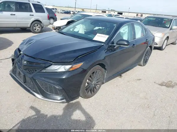 4T1K61AK9NU706313 2022 TOYOTA CAMRY - Image 2