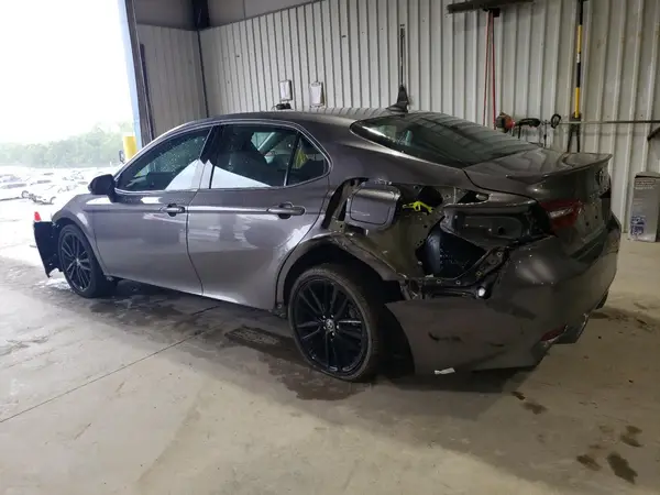 4T1K61AK9NU706893 2022 TOYOTA CAMRY - Image 2