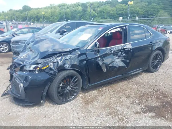 4T1K61AK9NU709762 2022 TOYOTA CAMRY - Image 2
