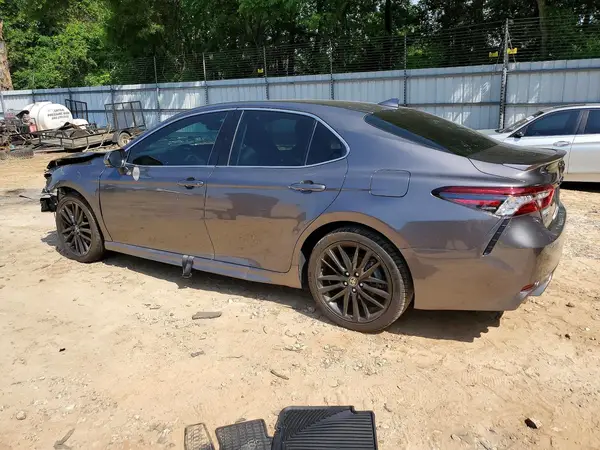 4T1K61AK9NU716159 2022 TOYOTA CAMRY - Image 2