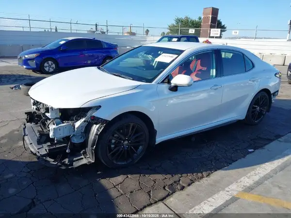4T1K61AK9RU247435 2024 TOYOTA CAMRY - Image 2