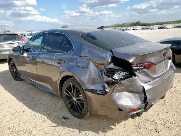 4T1K61AK9RU253932 2024 TOYOTA CAMRY - Image 2