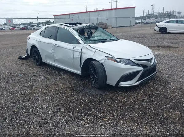 4T1K61AK9RU871610 2024 TOYOTA CAMRY - Image 1