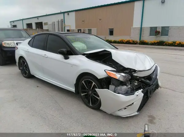 4T1K61AKXLU312543 2020 TOYOTA CAMRY - Image 1