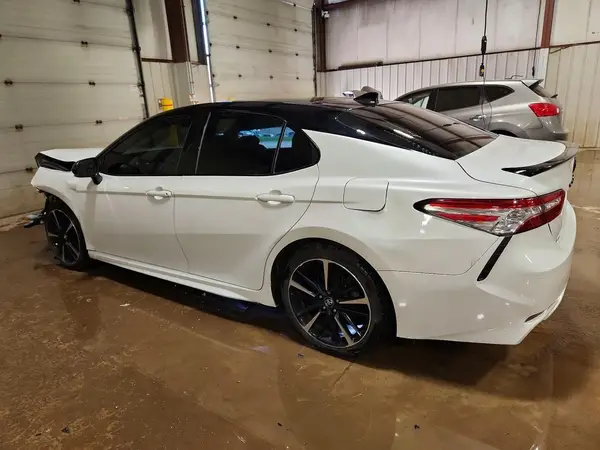 4T1K61AKXLU319301 2020 TOYOTA CAMRY - Image 2