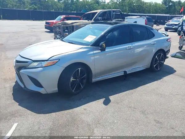 4T1K61AKXLU320223 2020 TOYOTA CAMRY - Image 2