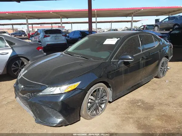 4T1K61AKXLU325695 2020 TOYOTA CAMRY - Image 2