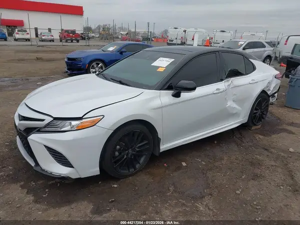 4T1K61AKXLU326796 2020 TOYOTA CAMRY - Image 2