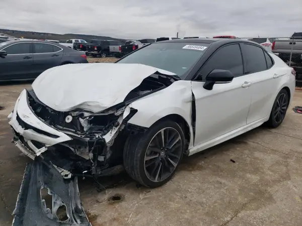 4T1K61AKXLU332422 2020 TOYOTA CAMRY - Image 1