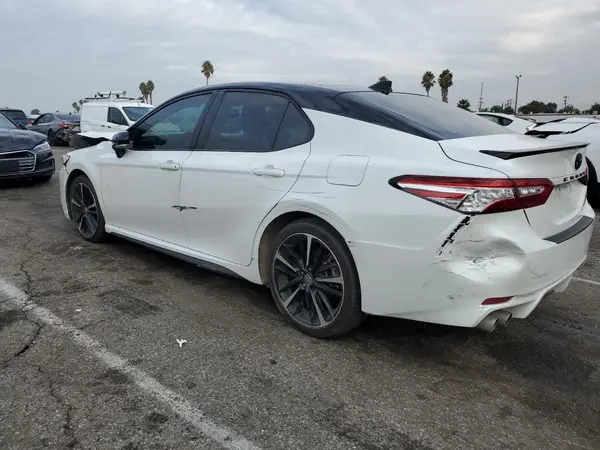 4T1K61AKXLU332971 2020 TOYOTA CAMRY - Image 2