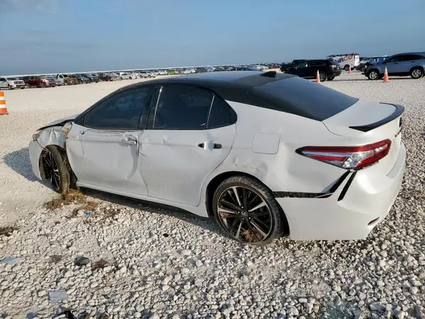 4T1K61AKXLU339032 2020 TOYOTA CAMRY - Image 2
