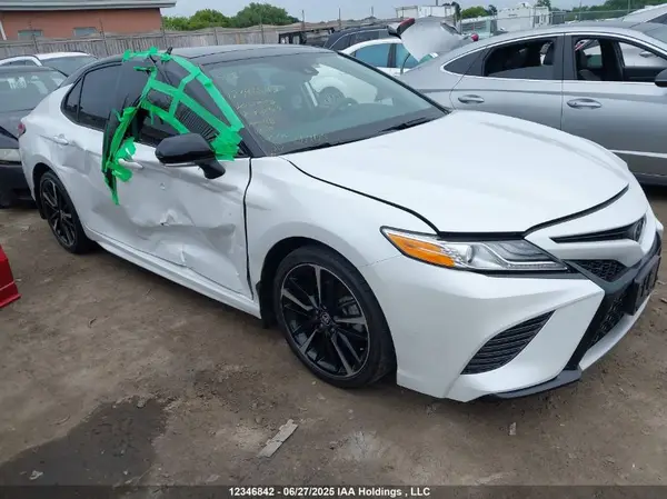 4T1K61AKXLU360463 2020 TOYOTA CAMRY - Image 1