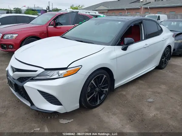 4T1K61AKXLU360463 2020 TOYOTA CAMRY - Image 2
