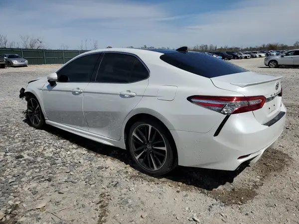 4T1K61AKXLU879741 2020 TOYOTA CAMRY - Image 2