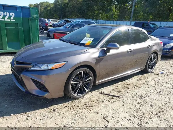 4T1K61AKXLU882574 2020 TOYOTA CAMRY - Image 2