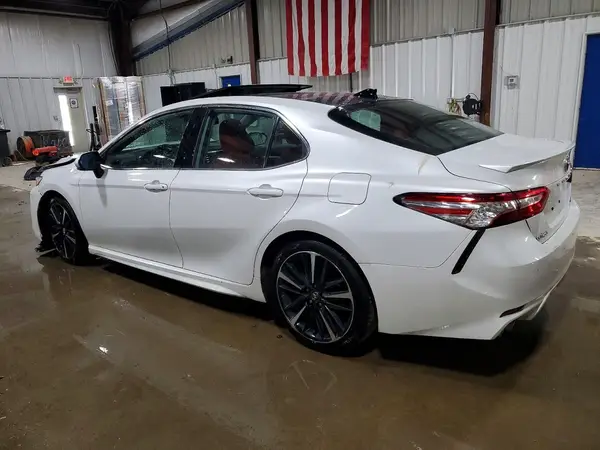 4T1K61AKXLU887368 2020 TOYOTA CAMRY - Image 2