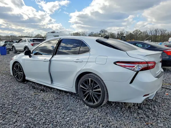 4T1K61AKXLU905741 2020 TOYOTA CAMRY - Image 2