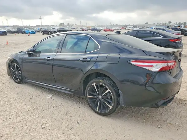 4T1K61AKXLU943311 2020 TOYOTA CAMRY - Image 2