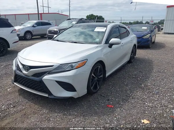 4T1K61AKXLU943616 2020 TOYOTA CAMRY - Image 2