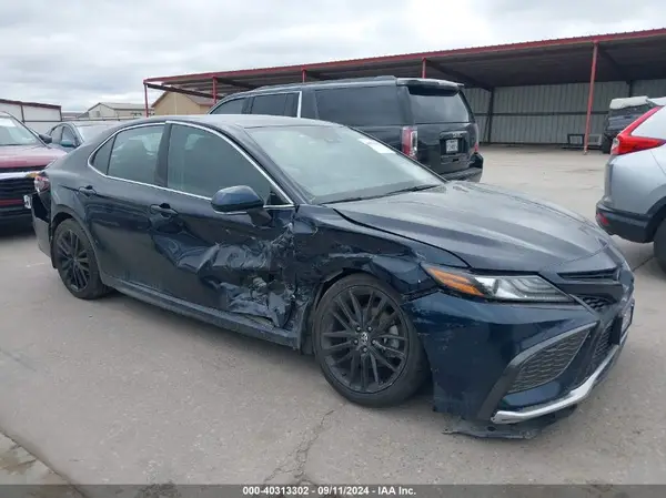 4T1K61AKXMU417469 2021 TOYOTA CAMRY - Image 1