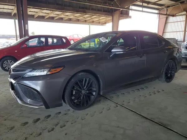 4T1K61AKXMU425541 2021 TOYOTA CAMRY - Image 1