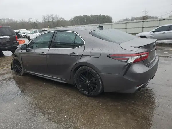 4T1K61AKXMU432571 2021 TOYOTA CAMRY - Image 2