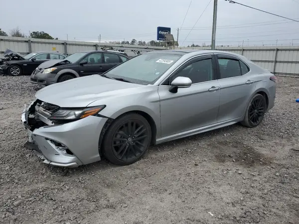 4T1K61AKXMU437396 2021 TOYOTA CAMRY - Image 1
