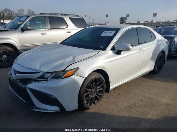 4T1K61AKXMU455753 2021 TOYOTA CAMRY - Image 2