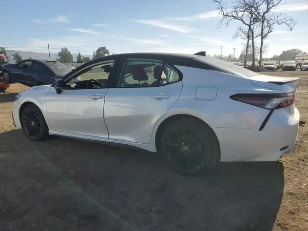 4T1K61AKXMU466932 2021 TOYOTA CAMRY - Image 2