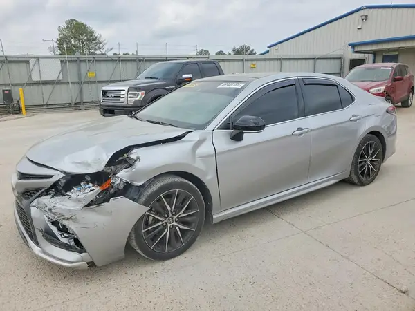 4T1K61AKXMU519418 2021 TOYOTA CAMRY - Image 1