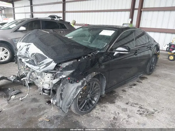 4T1K61AKXMU523680 2021 TOYOTA CAMRY - Image 2