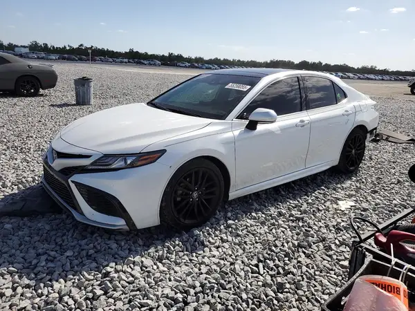 4T1K61AKXMU524098 2021 TOYOTA CAMRY - Image 1