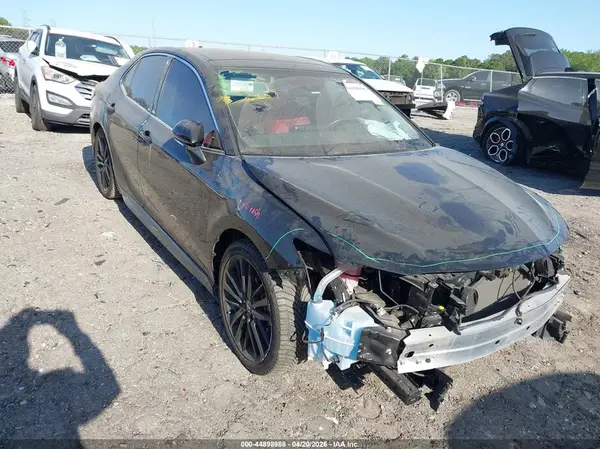 4T1K61AKXMU544271 2021 TOYOTA CAMRY - Image 1