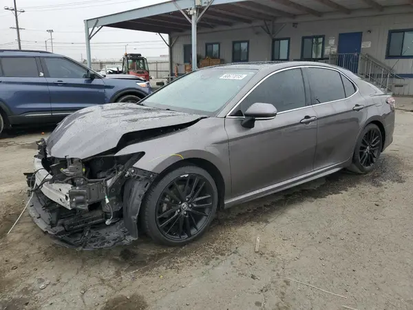 4T1K61AKXMU544870 2021 TOYOTA CAMRY - Image 1