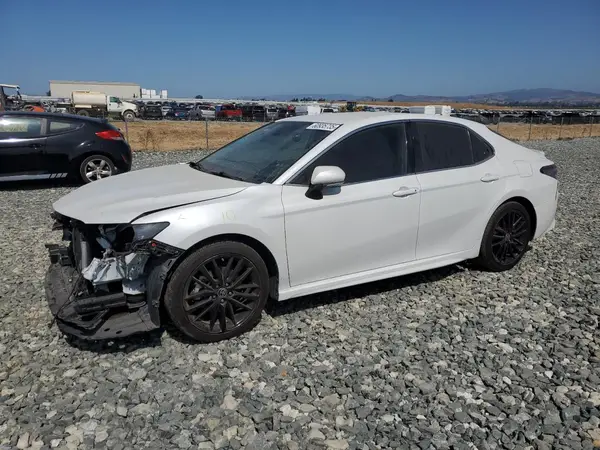 4T1K61AKXMU550992 2021 TOYOTA CAMRY - Image 1
