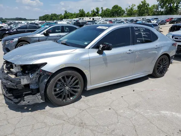 4T1K61AKXMU603559 2021 TOYOTA CAMRY - Image 1