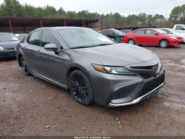 4T1K61AKXMU613766 2021 TOYOTA CAMRY - Image 1