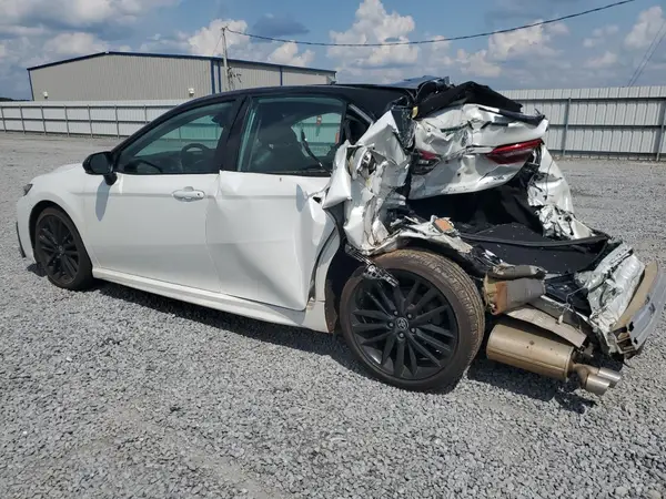4T1K61AKXNU004288 2022 TOYOTA CAMRY - Image 2