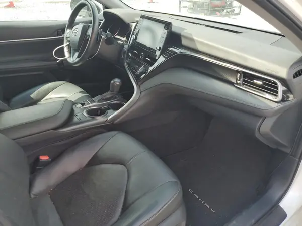4T1K61AKXNU004288 2022 TOYOTA CAMRY - Image 8