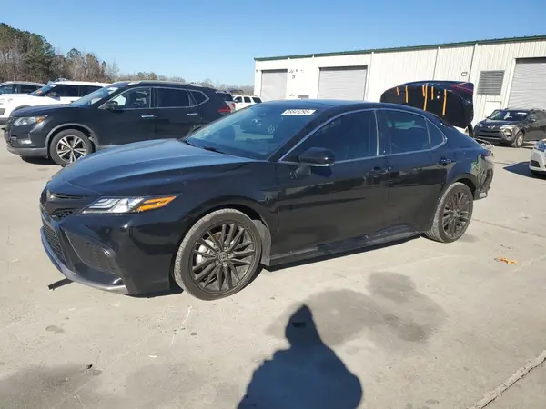 4T1K61AKXNU021639 2022 TOYOTA CAMRY - Image 1