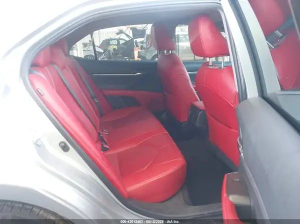 4T1K61AKXNU025755 2022 TOYOTA CAMRY - Image 8