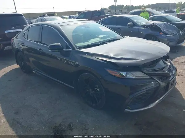 4T1K61AKXNU026419 2022 TOYOTA CAMRY - Image 1