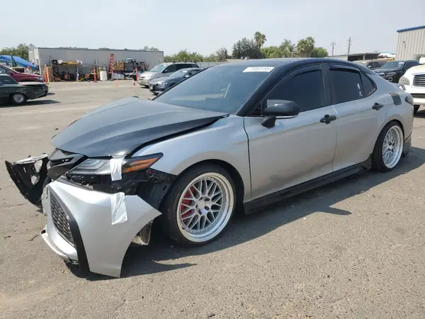 4T1K61AKXNU046055 2022 TOYOTA CAMRY - Image 1