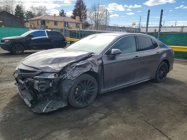 4T1K61AKXNU052549 2022 TOYOTA CAMRY - Image 1