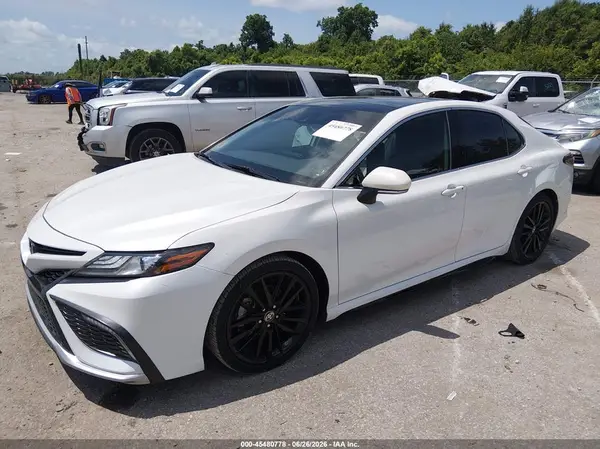 4T1K61AKXNU056150 2022 TOYOTA CAMRY - Image 2
