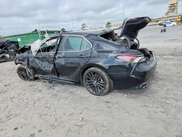 4T1K61AKXNU068797 2022 TOYOTA CAMRY - Image 2