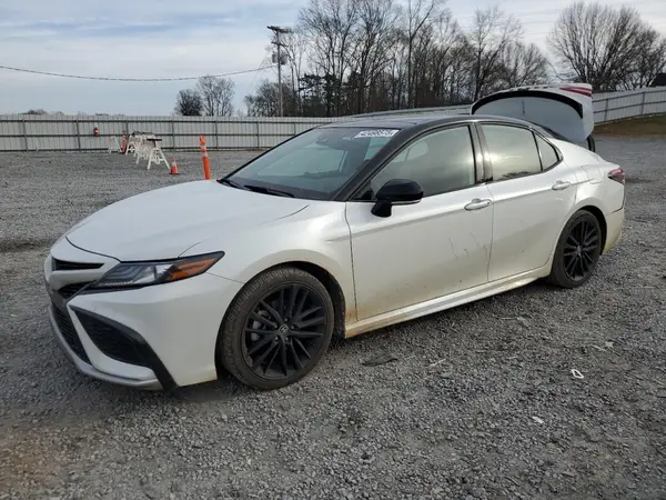 4T1K61AKXNU074020 2022 TOYOTA CAMRY - Image 1