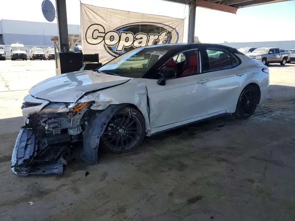 4T1K61AKXPU099616 2023 TOYOTA CAMRY - Image 1